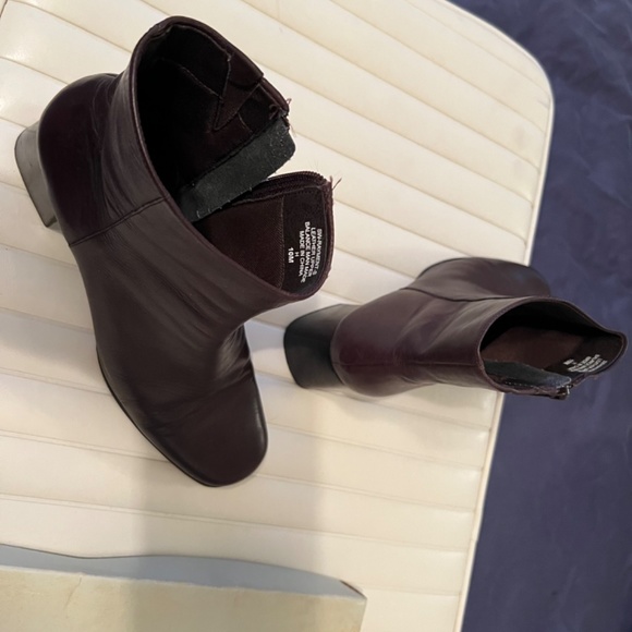 Shoes - Picture 2 of 2